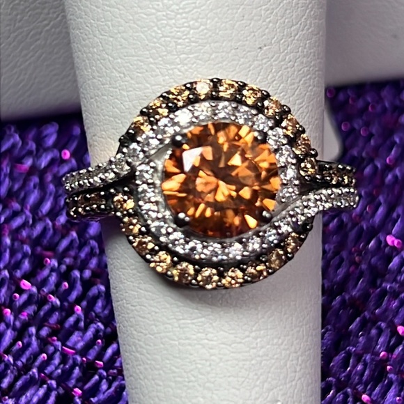 Bella Luce Champagne & White Diamond Simulants Ring - Picture 8 of 8